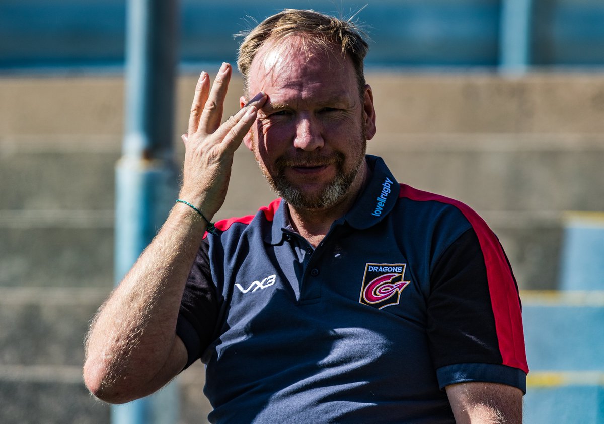 seanalf's tweet photo. @dragonsrugby @DRA_Community @DragonsOffic_SC @rodney_dragon
Found this #superpose attempt, lets not let him loose near photographers again eh?
#bluesteelfail #hesamodel #toohotohandle #stayoutthesun https://t.co/g4l18K0zIL