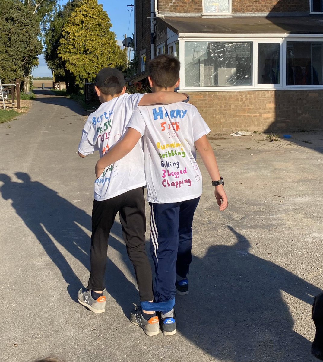 EmssieB's tweet photo. The boys are smashing it and already nearly completed their challenges! Great going boys! Keep up the hard work! @peter_levy @thebodycoach @looknorthBBC @MillwallFC https://t.co/lRyBp6xnwW