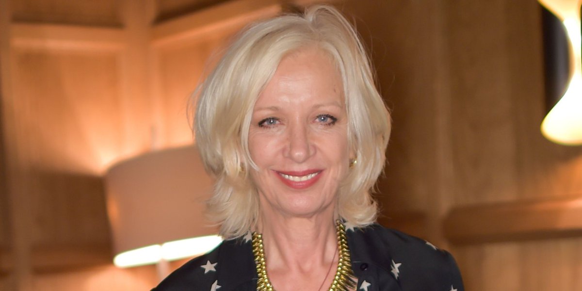 Luxury styling game <a href="/DRESTstyle/">DREST</a> enlists <a href="/byMaryGreenwell/">Mary Greenwell MBE</a> as consultant makeup artist ow.ly/NXok30qDl51