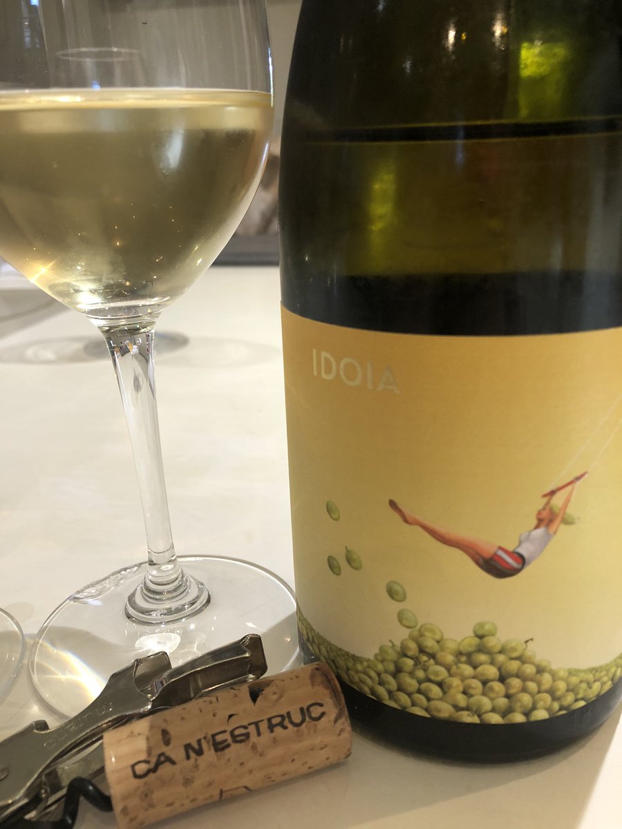 Never choose a book by it’s cover? Have to say I was swayed to try this new Spanish white just because the label is so funky!
If you like white burgundy, a touch of oak, a bit of a Viognier style fruitiness added in, then you’ll love it. £15.95 Food night in! <a href="/TalkingWines/">Talking Wines</a>