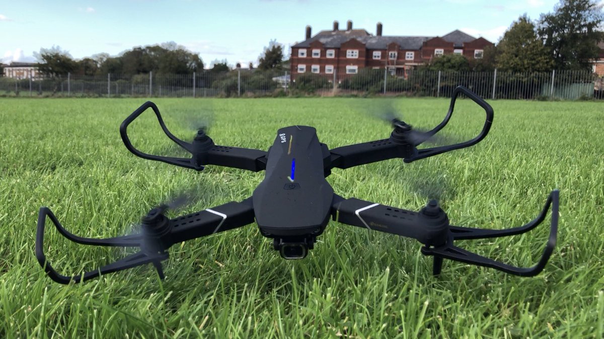 mcphoney's tweet image. INCOMING!!! 👀

EACHINE e520s 4K DRONE REVIEW! ➡️ youtu.be/wWOUwY6TxN0 

#drone #eachine #E520s #Review #tech #gadgets #budget #4K #dronephotography