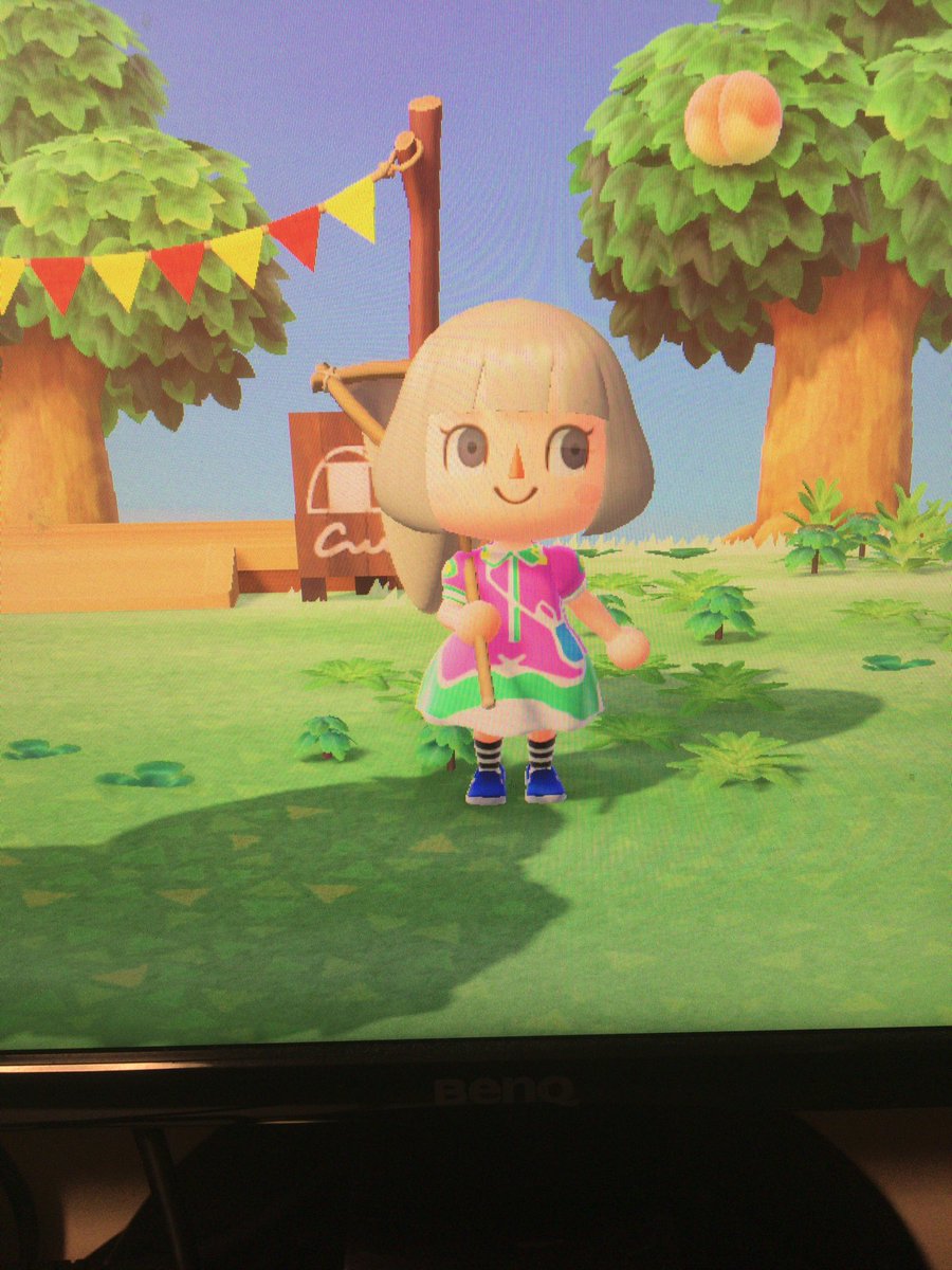 taka05044's tweet photo. あつ森始めました！！うさたまミニーちゃんの衣装作ってみました！
やってる方一緒にやりましょー✨ https://t.co/pIPZnp1hQX