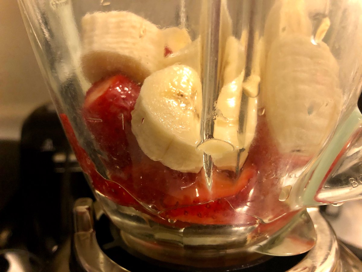 #StayHealthyStayHappy
#StayHelpful
#homemade
#breakfast
Quick! Easy! Nutritious!
**Strawberry Milkshake** 🍓🍌🥛
#Strawberry #banana #milk #honey 😊