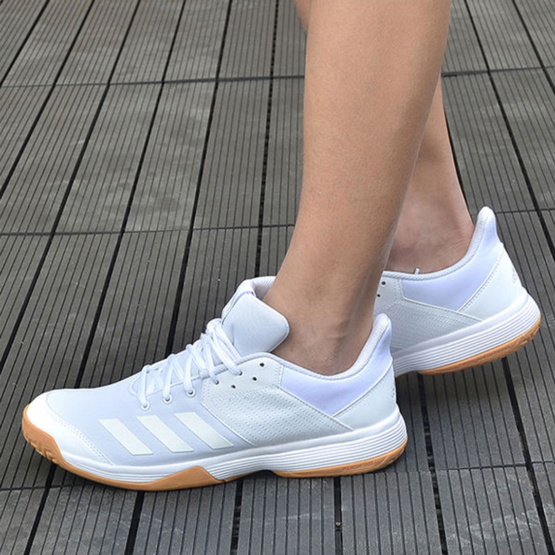 adidas Ligra 6 Kadın Günlük Spor Ayakkabı

Ürün Kodu: D97697

Ürün Fiyatı: 328,00 TL

Keşfet: bit.ly/3cdWTP7

---------------------------------------

. %100 Orjinal ürün
. Kolay ve Sorunsuz İade 
. Kapıda Nakit ve Kredi Kartı ile  Ödeme imkanı