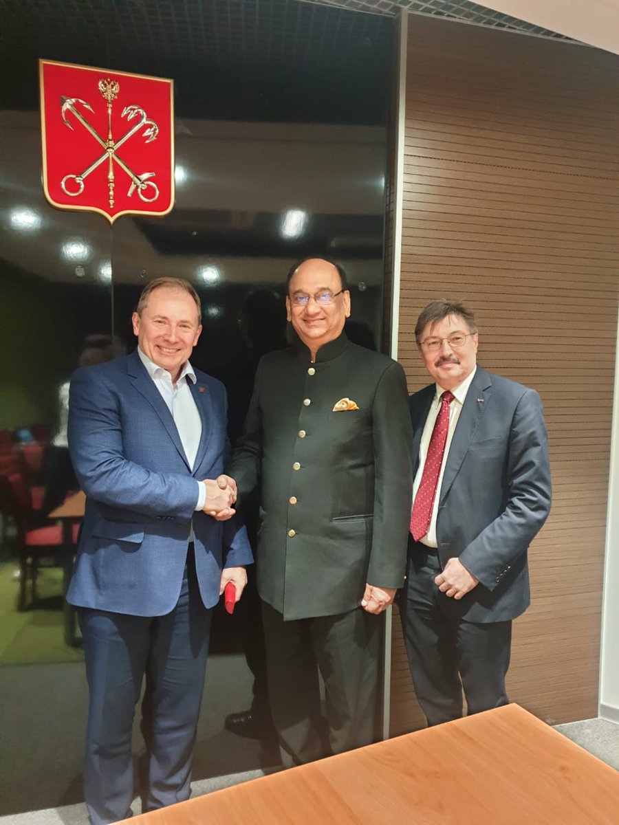 TexmacoL's tweet photo. Mr. Darbari in discussions with Mr. H E Yuri Kalabin, Chairman Committee for Industries, Innovation &amp; Trade, Govt. of St. Petersburg https://t.co/atOA3pudDG