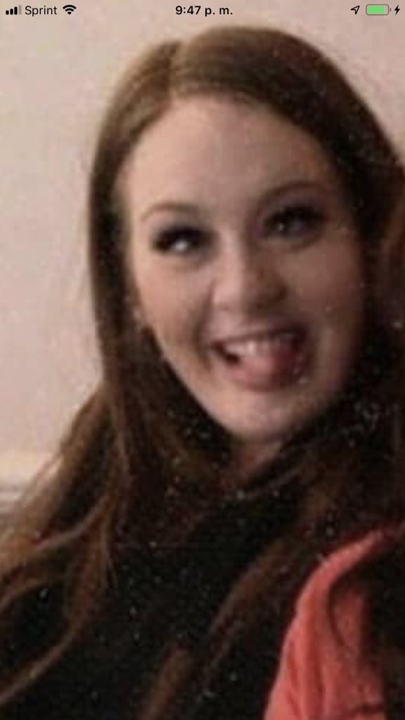 JEscobar4's tweet photo. Happy Birthday 🎈🎉🎊🎂🎁 My Queen I love you and I miss you 😘 #HappyBirthdayAdele https://t.co/R4VU7rZI61
