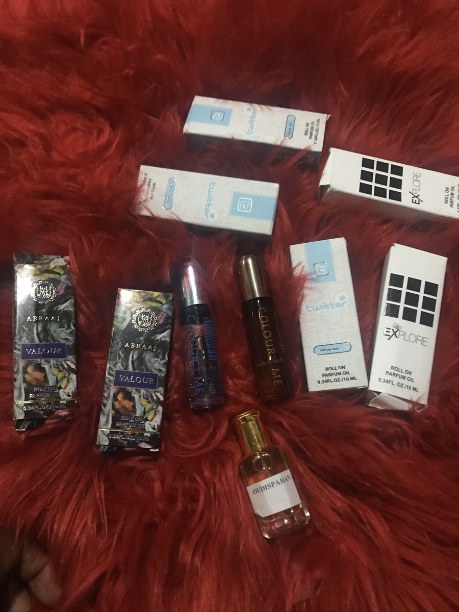 scentprenuer's tweet image. It is raining frag oils. Get your long lasting perfume oils from us.  12pcs 3ml perfume oils N4800.

6pcs 24ml Naseem perfume oil N12000

12pcs of 10ml smart collection perfume oils N7000.

#clientorder Send me a Dm with your order.