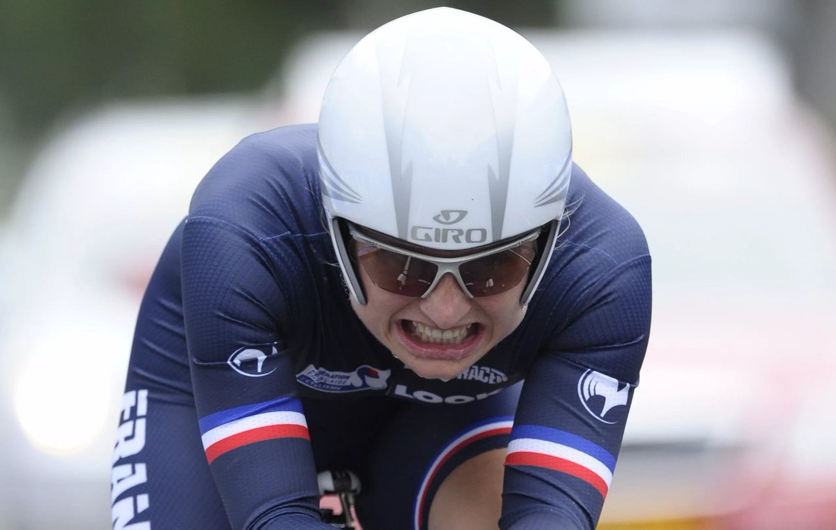 passionsportive's tweet photo. ⚫🚴‍♀️[DÉCÈS] - L'ex-cycliste, grande espoir du cyclisme français, Eva #Mottet, s'est éteinte la semaine dernière à l'âge de 25 ans à #Sallanches. La cause de sa disparition n'a pas été précisée. Elle avait fini 4e des Championnats d'Europe junior en 2012, et 6e aux Mondiaux. https://t.co/1IorJThIVs