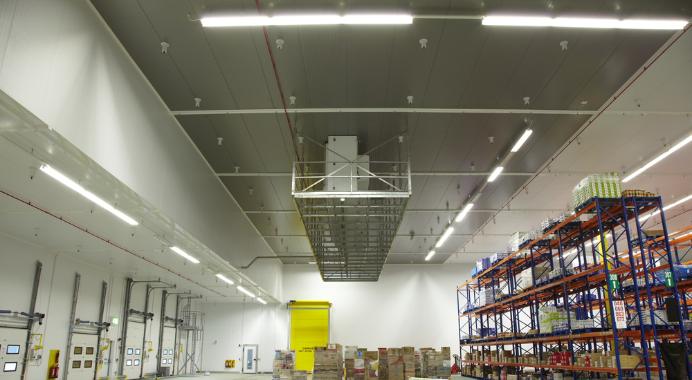 KingspanIP_UK's tweet photo. Looking for a fully-integrated, bespoke controlled environment solution? Our #UltraTemp temperature controlled systems are available with a range of coordinating accessories - Explore the selection: https://t.co/d8sTbUhIjA #morewithquadcore #coldstore #temperaturecontrolled https://t.co/2L5VC54P5x