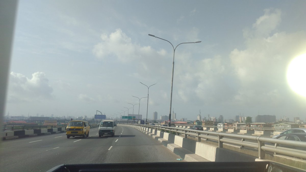 NuolBeth's tweet image. RT "RT Gidi_Traffic: "Austynzogs: Gidi_Traffic 08h53: #3RDMB #COVID19 https://t.co/qiHalR6T2O"