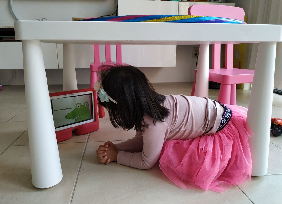 JulieMuirReads's tweet photo. Lockdown madness. When you suggest that reading under the table is possible fun thing to do. ๐คช
#ISAreads #INTLchat #PYPlibrary #ISAlibraries #distancelearning #schoollibrarylife https://t.co/YTsgibGWnj