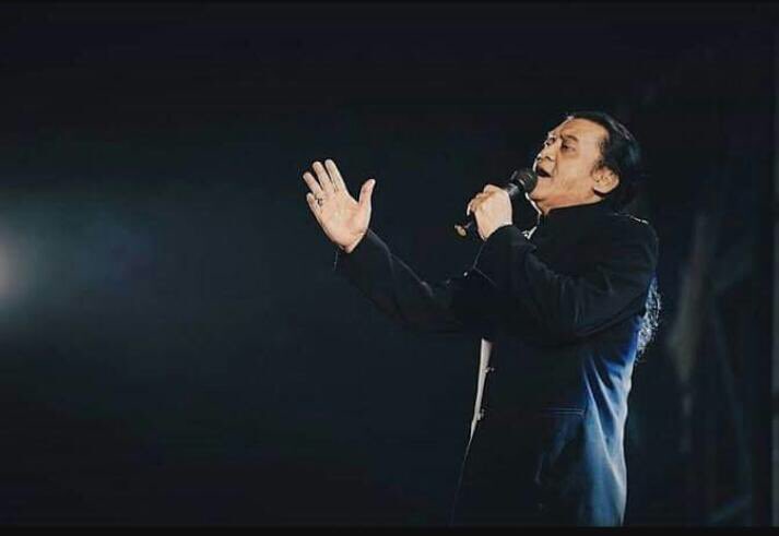 Selamat jalan maestro kesayangan .
Inget banget dari kecil kelas 2 SD udh d suguhin lagu² mas Didi kempot .

Semoga Khusnul khatimah ya mas 😅😥😥😥