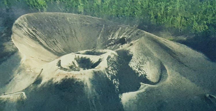 andamantech's tweet photo. #Earthquake26December2004.
#AndamanAdministration now organizes a cruise around #BarrenIsland once a week to provide tourists observe the #liveVolcano from a close distance https://t.co/4IcKqmDIFJ