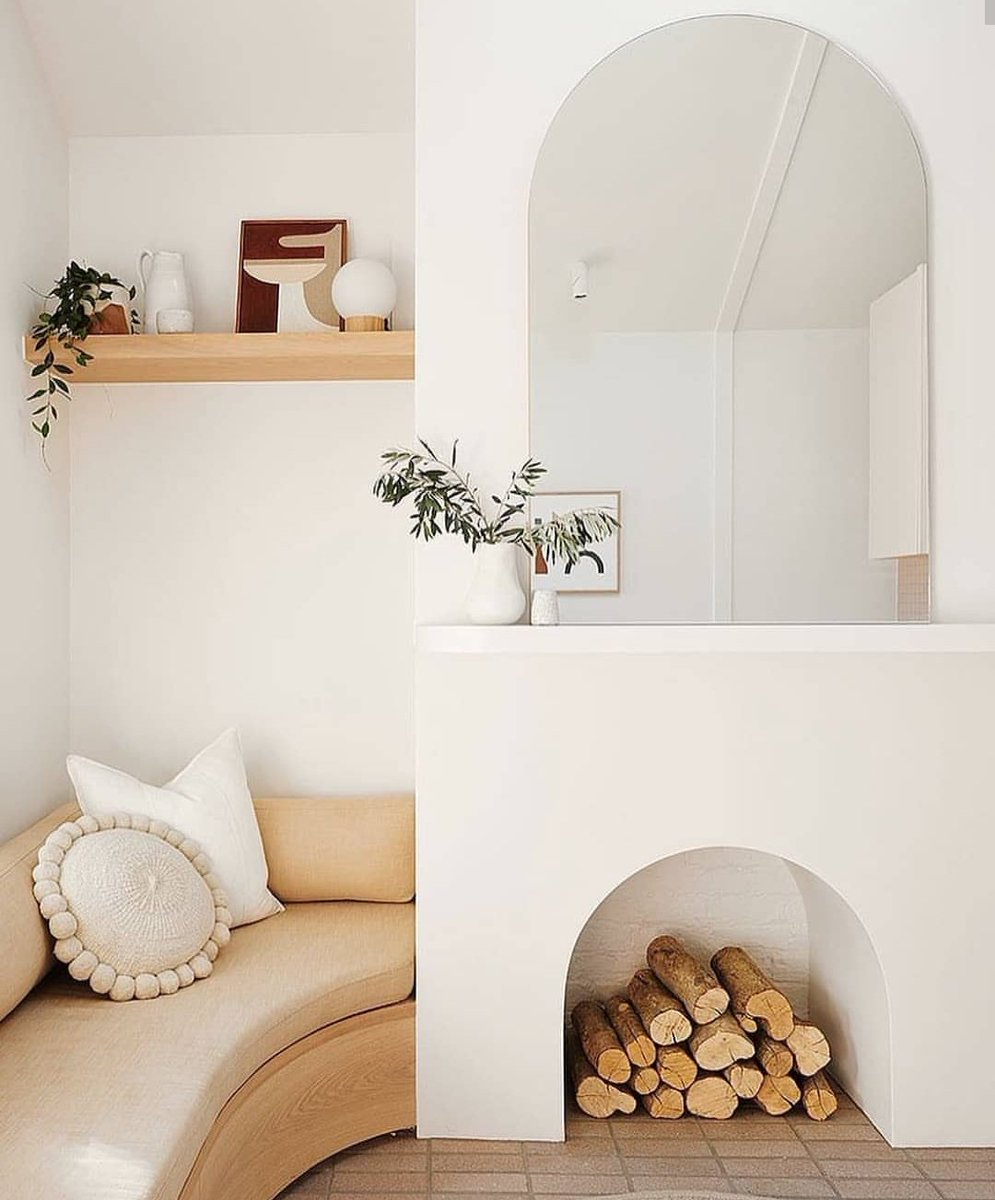 AlchemyNia's tweet photo. A functional yet beautiful interior is the pinnacle of success. This ultimate reading nook with storage space underneath adds functionality;the curves, clean lines and muted colours create beauty ✨ | Design: @bicker_design | #booknook #warmtones #whiteisright #houseenvy https://t.co/6Q3ciV2Xqw