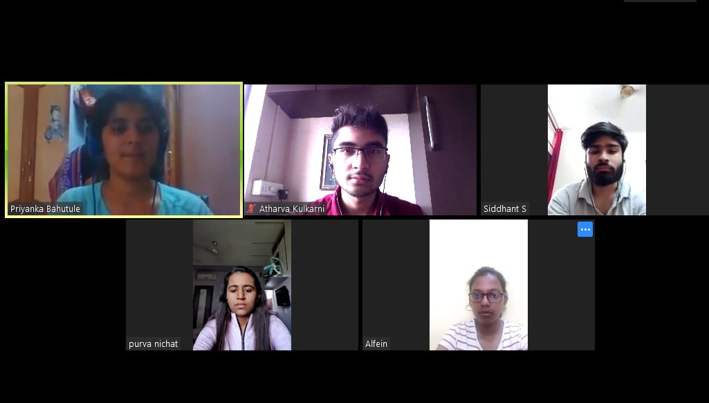 ecotitans's tweet photo. As coronavirus cases continue to rise in India, social distancing is the only way to fight this calamity. Social distancing and self-isolation are effective ways.Stay Home Stay safe and keep up

@shell_ecomar
@Shell_India 
@Shell
@VIT_univ
 #Shell #coronavirus #StayHome #StaySafe https://t.co/yg821GM2wm