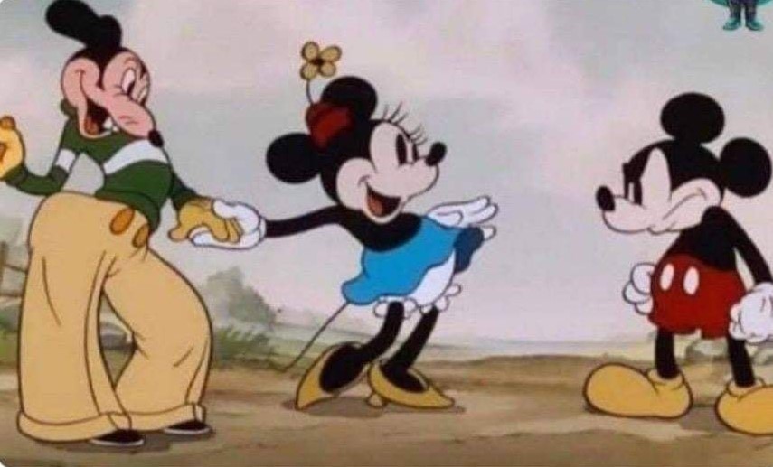 Cuando le pido a mi amigo gay que finja ser mi novio en la peda
