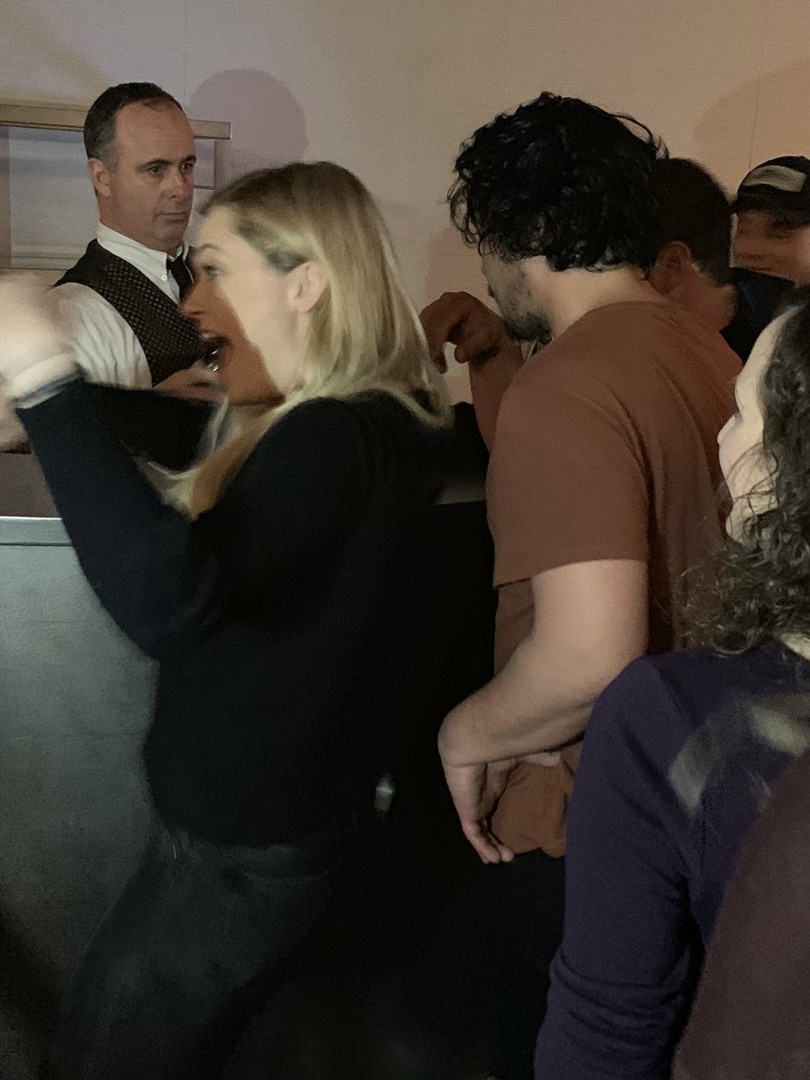 SpainBellarke's tweet photo. #FOTO Nuevas fotos de Bob y Eliza durante #Conageddon2 (via @BellarkeMer) #Beliza #The100 https://t.co/hH71YogQJ7