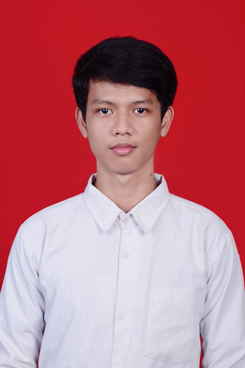 jennywuensche's tweet photo. TWITTER PLEASE DO YOUR MAGIC!

ORANG HILANG.

Ini Ilham Husaeni, kemarin ini kuliah di Aachen, Jerman. Sejak tanggal 28 Februari tibatiba hilang. Setelah ditelusuri, ternyata sudah sampai di Indonesia tanggal 29 Februari. Bilang sama teman sekamarnya, disuruh pulang sm mamanya. https://t.co/KCNes0Qof1