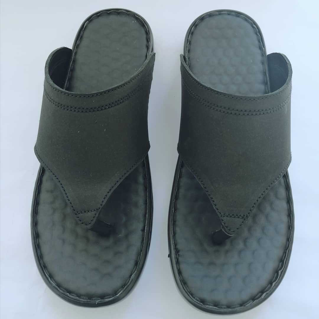 Charsaddashoes's tweet photo. https://t.co/w4DNFxXG6H