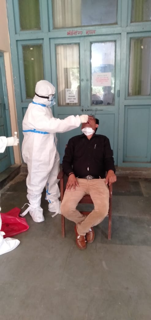 Covid19 test conducted for APMC employees and traders in Aliganj Mandi campus. We are committed for ensuring supplies + well being of our employees and traders.
— Sanjay Kumar Singh
Mandi Sachiv, Lko
<a href="/DirectorMandi/">Director Mandi Parishad U P</a>
<a href="/AdminLKO/">DM Lucknow</a>
<a href="/VishwaMishr/">Vishwa Bhushan</a>
<a href="/ajayrk27/">Ajay Kumar Rai</a>
<a href="/CMOfficeUP/">CM Office, GoUP</a>
<a href="/UPGovt/">Government of UP</a>
<a href="/ChiefSecyUP/">S.P. Goyal, Chief Secretary, GoUP</a>