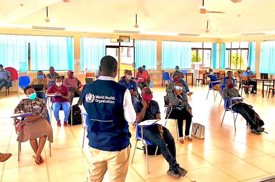 IOMTanzania's tweet photo. Facilitators from @WHO_Tanzania, IOM, and @undptz teamed up with the Regional Health Management Team (#RHMT) to conduct a 3-day training to 23 IOM medical staff in #Makere, #Kigoma region, Tanzania.
29 April to 01 May 2020.
Link below for more.
https://t.co/Qis1BTw4ny https://t.co/idG4MPYC1w