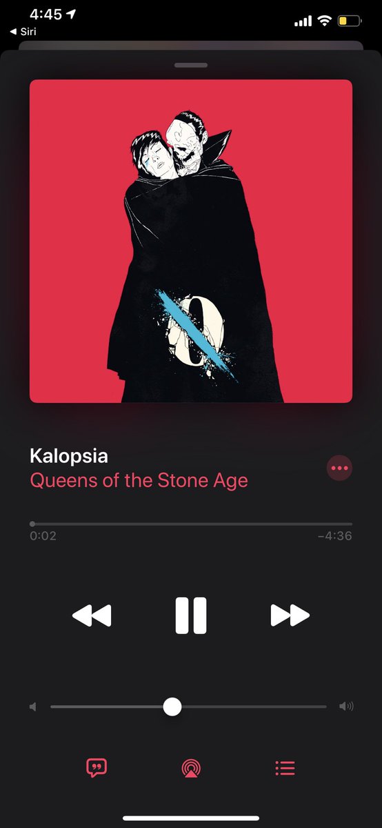 Schizoprenic Chihuahua tweet media