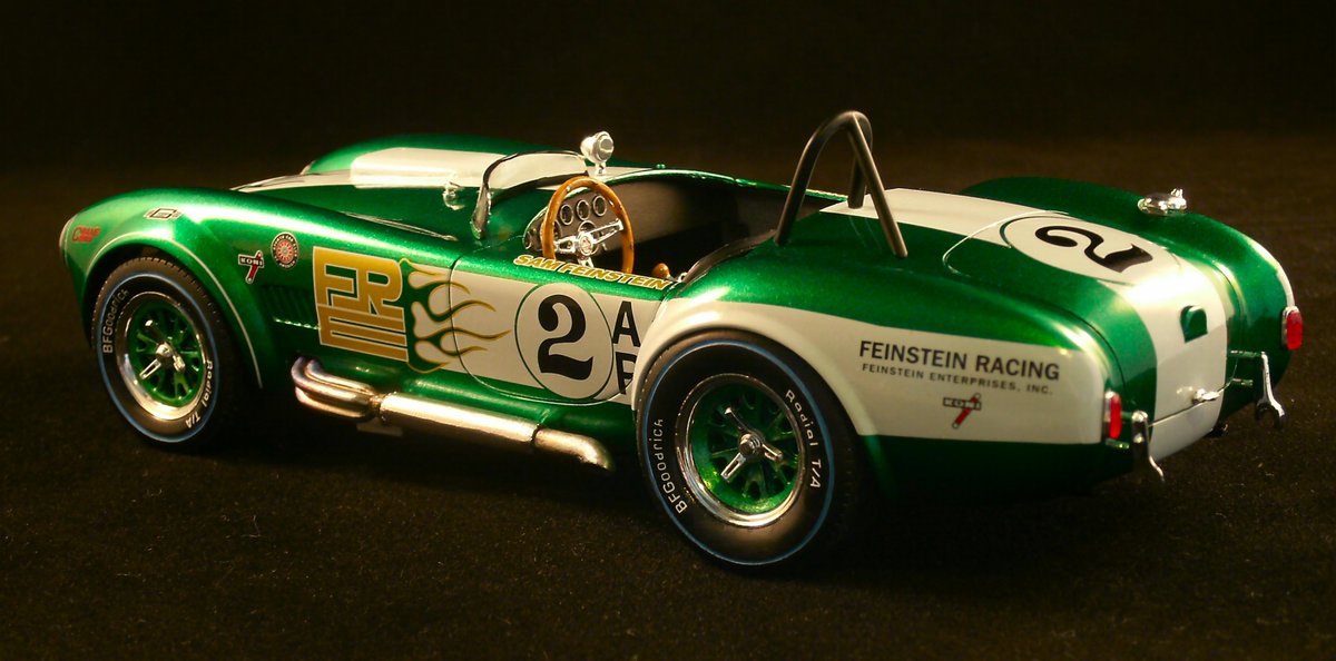 HirakawaDavid's tweet photo. Sam Feinstein Cobra replica. #Revell #Shelby #SamFeinstein #Scalemodel https://t.co/53c3JqP1SJ