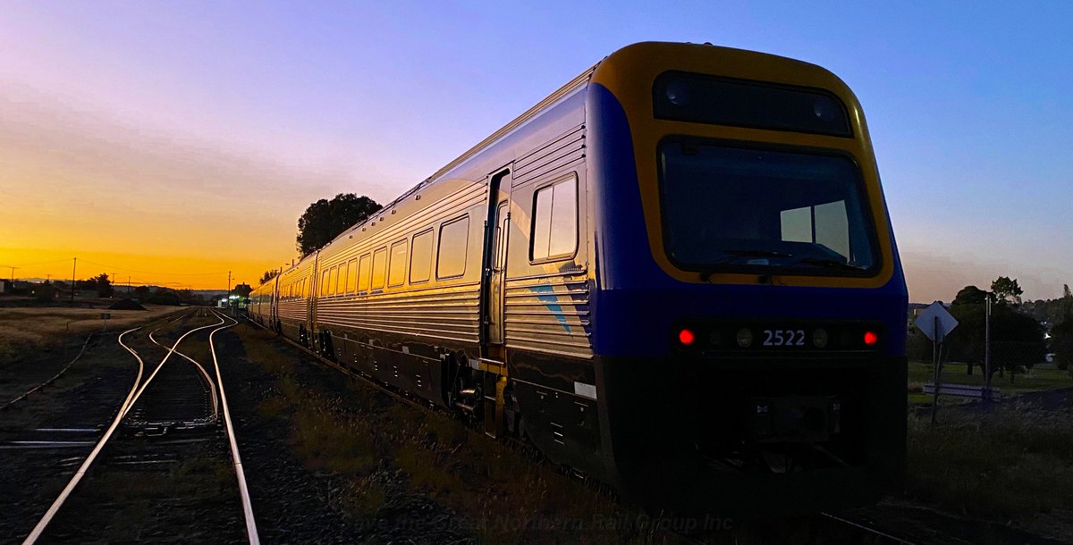 SaveGNR's tweet photo. A simply stunning recent photograph supplied to us of the Xplorer #train at #Armidale with #sunset in background!

Who would like to see scenes like this at #Guyra, #GlenInnes and beyond? :-)

#nswpol #auspol

#NoNERT
#FixNotRipRails
#BringBackTheTrains
#rail #railway #passenger https://t.co/fPsM103dUJ