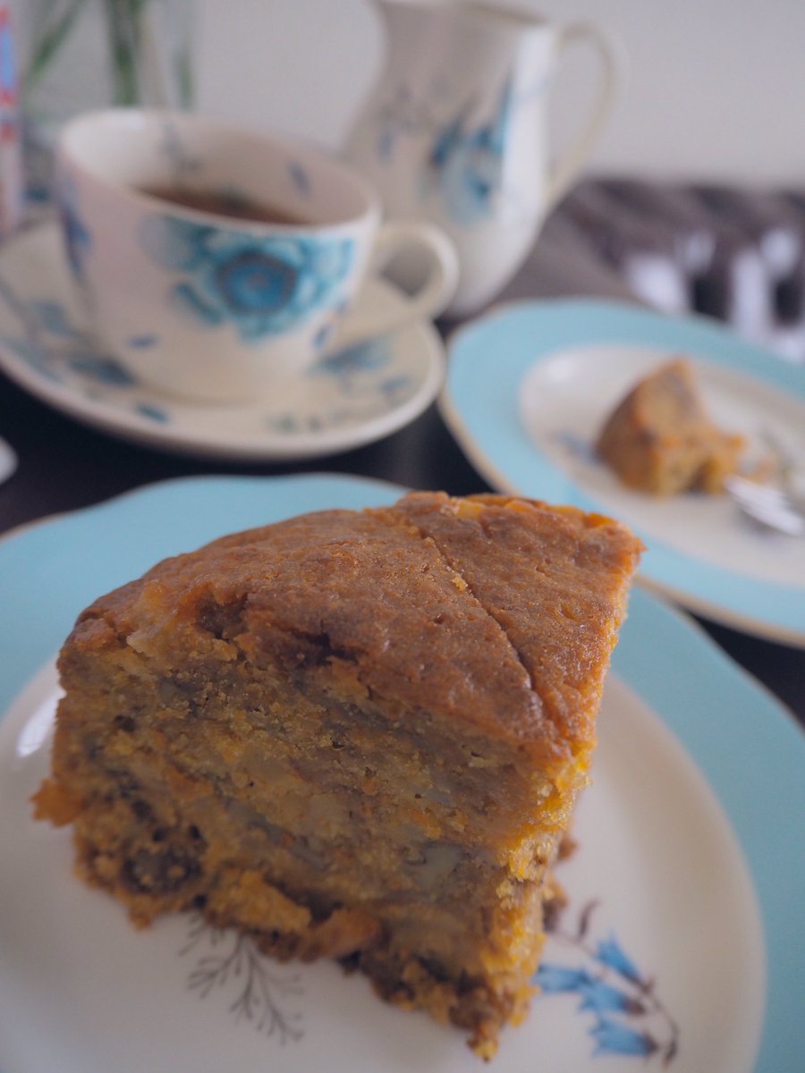 リョウ Twitterren ドライフルーツとナッツがたっぷり入ったキャロットケーキがあれば 永遠にお茶会していられる シナモンとかナツメグでスパイシーにするのもいいし ナッツの代わりにシードでも美味しそう 好きなもん入れたらいい 大雑把に作ってもベーキングp リョウ Twitterren ドライフルーツとナッツがたっぷり入ったキャロットケーキがあれば 永遠にお茶会していられる シナモンとかナツメグでスパイシーにするのもいいし ナッツの代わりにシードでも美味しそう 好きなもん入れたらいい 大雑把に作ってもベーキングp