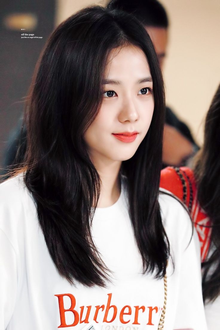 jisoosassy's tweet photo. ethereal https://t.co/izRGCK5ovi