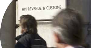 SmallBizAccts's tweet photo. We've had an email from HMRC saying they are to contact the #selfemployed this week allowing them to claim a taxable grant worth 80% of their trading profits up to a maximum of £7,500.https://t.co/K36jPf1oS4 https://t.co/ts69CmBWmb