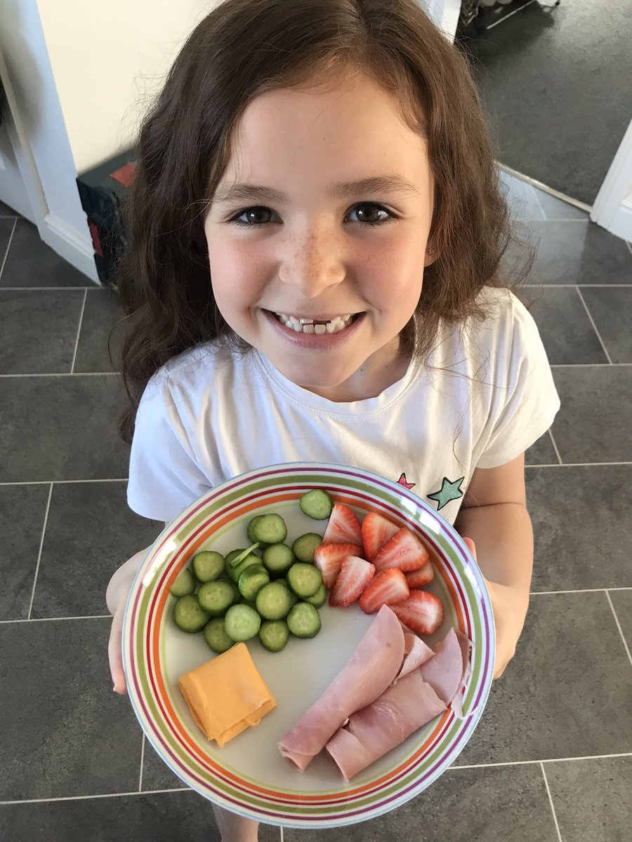 x_xnatx_x's tweet photo. @ysgolbrynhedydd #3PN This is what Emmie likes to call her mix up snack 😂 which she prepared all by herself #snack #lifeskills #7goingon17 https://t.co/fQ9zi0Zeuh