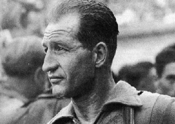 IvanLucherini's tweet photo. 20 anni fa mancava Gino Bartali. Un uomo immenso e grandissimo sportivo. https://t.co/1zhl5AMnPU