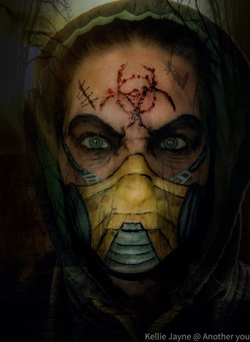 Anotheryoufp's tweet photo. Been a while @anotheryoufp  #facepaint #bodypaint #contagion #hazard #isolationpaint #biohazard #selfpainting https://t.co/WV6jJMQaYY