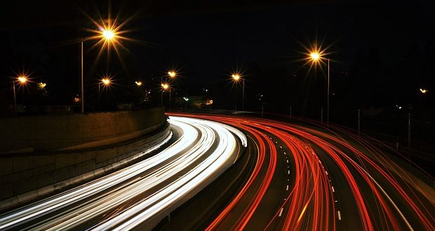 Die Corona-Krise beschleunigt auch den Umbruch in der Mobilitätsbranche. Politik und Wirtschaft sollten diese historische Chance jetzt gemeinsam nutzen. Teil zwei unserer Reihe zur Welt nach #Corona: buff.ly/2zT2onM <a href="/emilgraeber/">Emil Graeber</a>