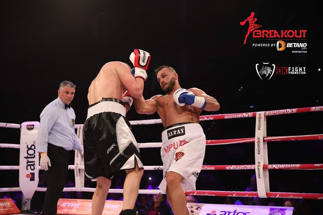 🇹🇷Güven kelimesini bedelini çok ağır ödedim üstü kaldıysa sadakam olsun.

🇩🇪Die Kunst zu schweigen ist größer als die Kunst zu reden.

Sponsoren .
 Mpu Top 
gompu.de

 Tattoo: 
famous-ink.com 

@turkeyproboxingfederation  @wbcasia <a href="/boxing_boxeo/">Boxing Boxeo</a> <a href="/BDBbox/">BDB Berufsboxverband</a>