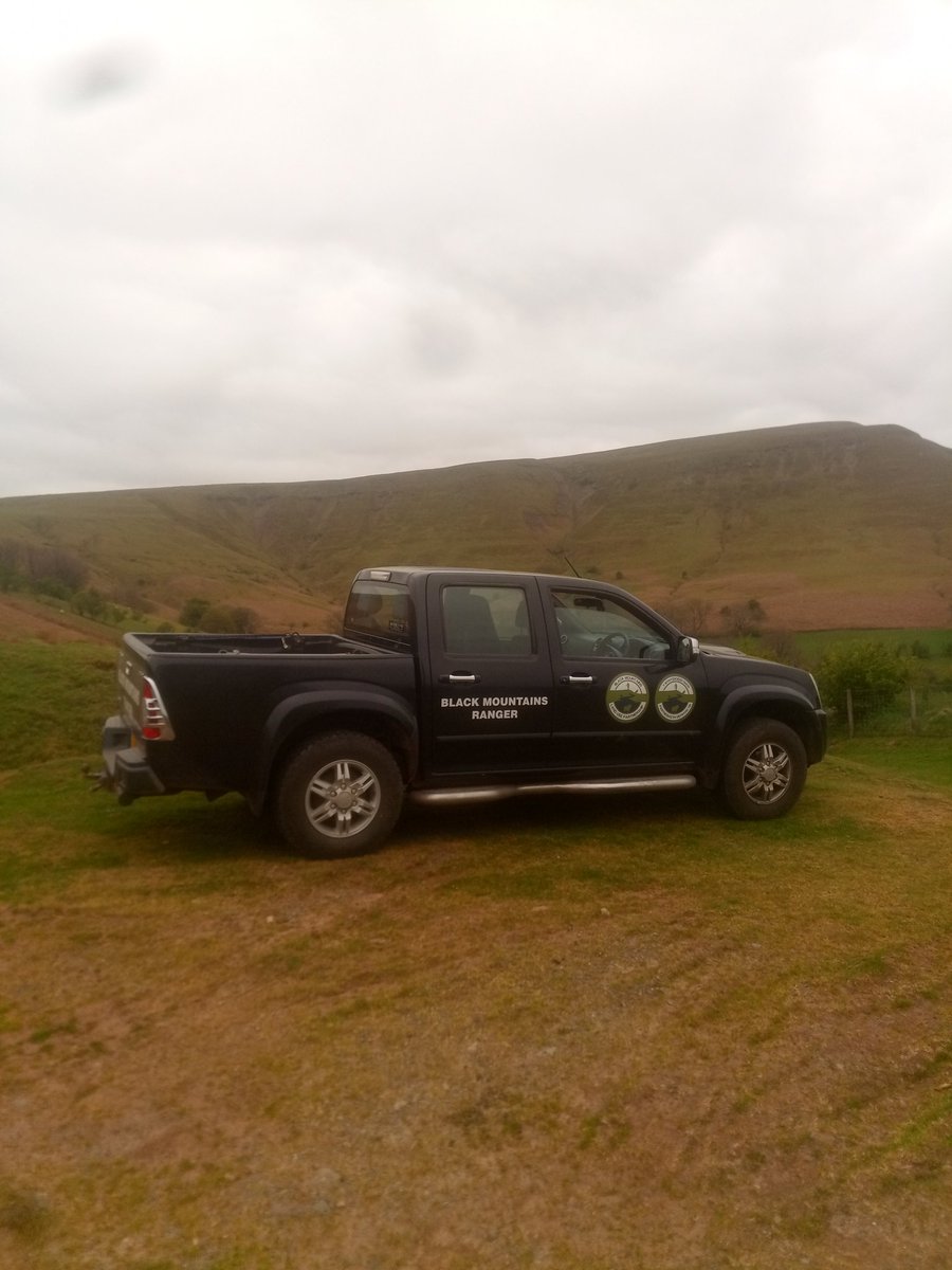 Thank you to everyone adhering too government lockdown rules and bbnp closures .
We are still looking after the area ready for your return 
#BMLUP
#Blackmountainsrangers