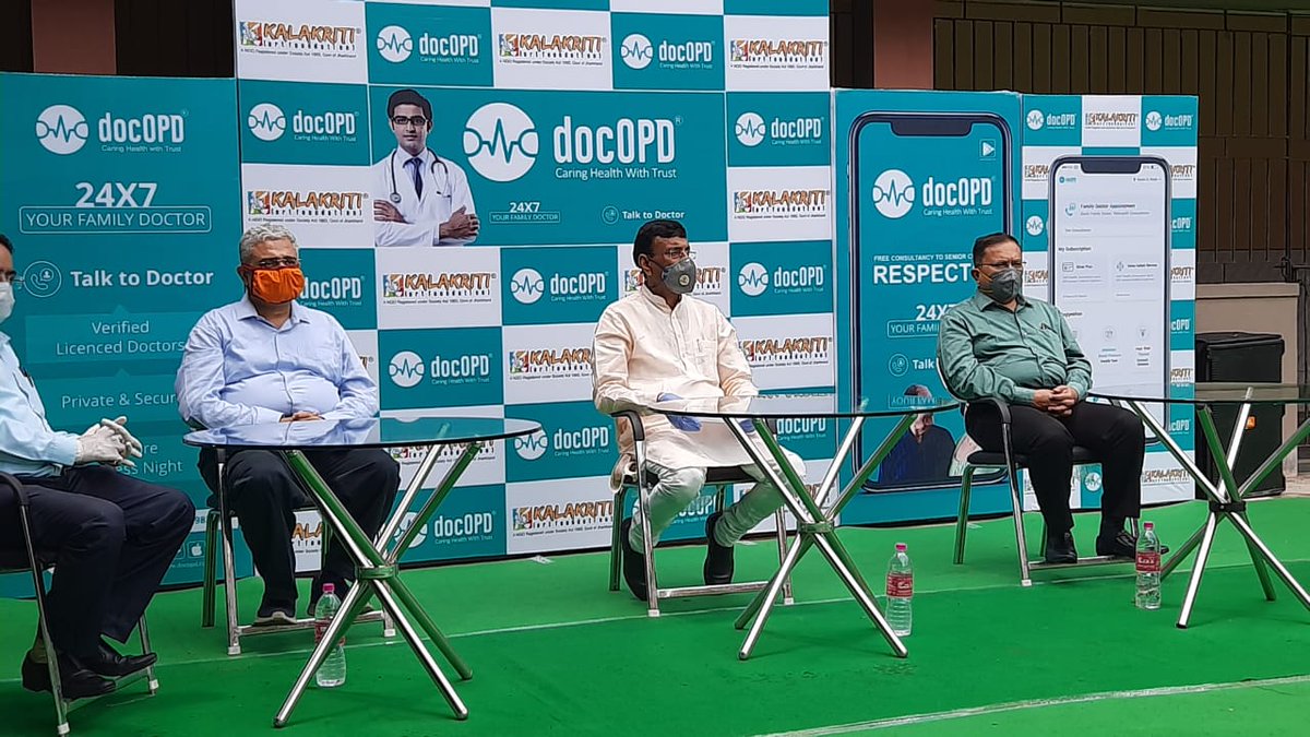 SethSanjayMP's tweet photo. #COVID19 के दौरान बुजुर्गों के स्वास्थ्य समस्याओं के समाधान हेतु मुफ्त परामर्श सेवा का लोकार्पण किया। देशभर के चिकित्सकों से सम्पर्क के लिए राज्य में यह अनूठा प्रयोग है। गूगल प्लेस्टोर से #docOPD डाउनलोड कर,#RESPECT60 का उपयोग कर मुफ्त परामर्श ले सकते हैं।
#IndiaFightsCorona https://t.co/P8qMWfvJcK