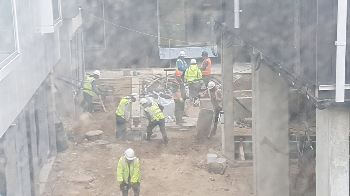 ianstracks's tweet photo. #SocialDistancing brought to you by #HenryConstruction in Brighton highlights include spitting, shouting and swearing. Plus they still haven't cleaned the windows of the nearby residents https://t.co/QNgaiV2Wos