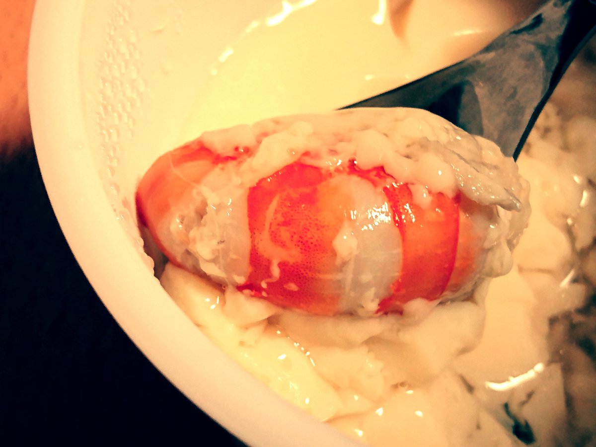 shina_cider's tweet photo. 鍛治屋町にある惣重さんのお弁当…
相変わらず一品一品が最高に優し美味し過ぎる…2000円とは思えない…
お品書きはその日の仕入れによって少し変わりますが、味はお値段以上です…是非…！🍶
※直接お店まで取りに行くのも可能とのことです。
#惣重
#ナガサキテイクアウト
#おうちがレストラン長崎 https://t.co/BylZQwMRVf