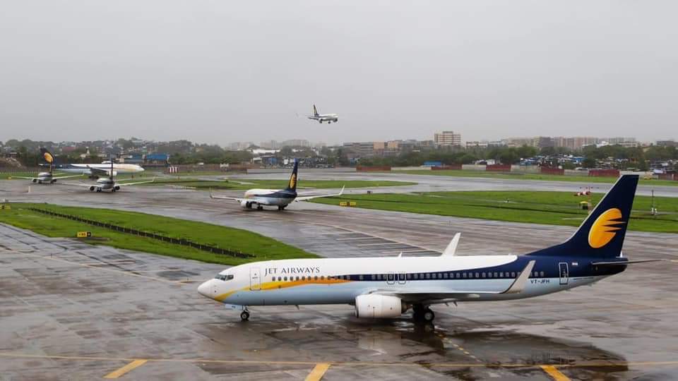 kachareah's tweet photo. 5th May .. 27th Birthday of 9W.
Hopes are still alive !
Want to see @jetairways  chasing the sky 🛫
@PMOIndia 
@narendramodi
@VisheshCC 
@MoCA_GoI 
@ushapadhee1996 
Please Help 🙏 https://t.co/RNGq9J5K8W
