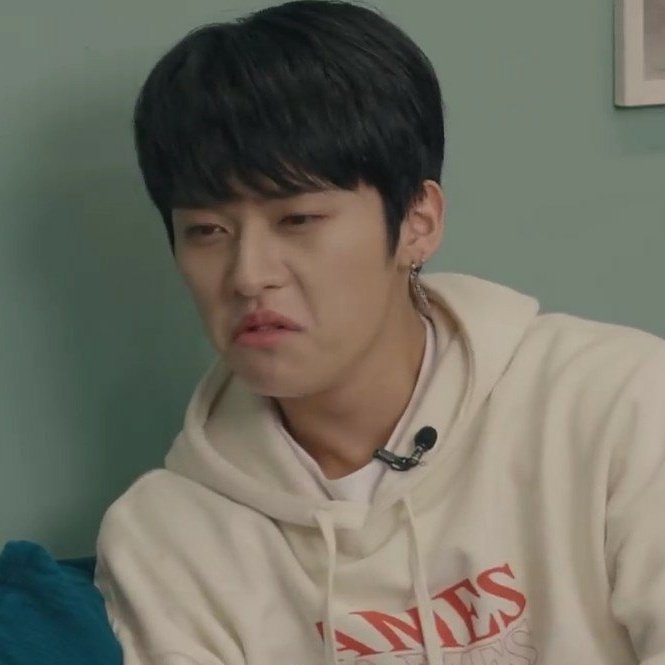 jeanzhannie's tweet image. some things never change