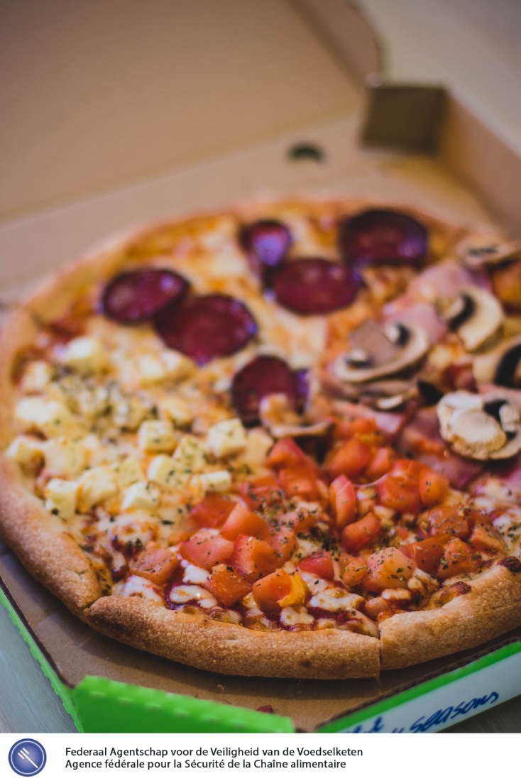 🍕Zo bewaar je restjes – 4 TOP tips :
❄️Restjes nooit meer dan 2 uur op kamertemperatuur bewaren 🌡️ ➡️ frigo of diepvries 
🧊 restjes invriezen ➡️ 6 maanden houdbaar 
🥡restjes i/d frigo ➡️ 2 à 3 dagen houdbaar 
🍽️restjes opeten ➡️voldoende verhitten 🍵