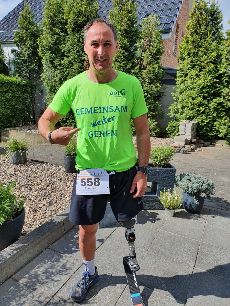 AProthesen's tweet photo. Unsere Breitensportler aus der #FitmitProthese 🦿Gruppe wollten es sich nicht nehmen lassen trotz der #Coronakrise bei einem 5 km Lauf zu starten. Ward ihr am Wochenende auch unterwegs? #gemeinsamweitergehen #aptprothese #prothese #fit #sport #run #amputation #össur #ottobock https://t.co/c8llet7bCE