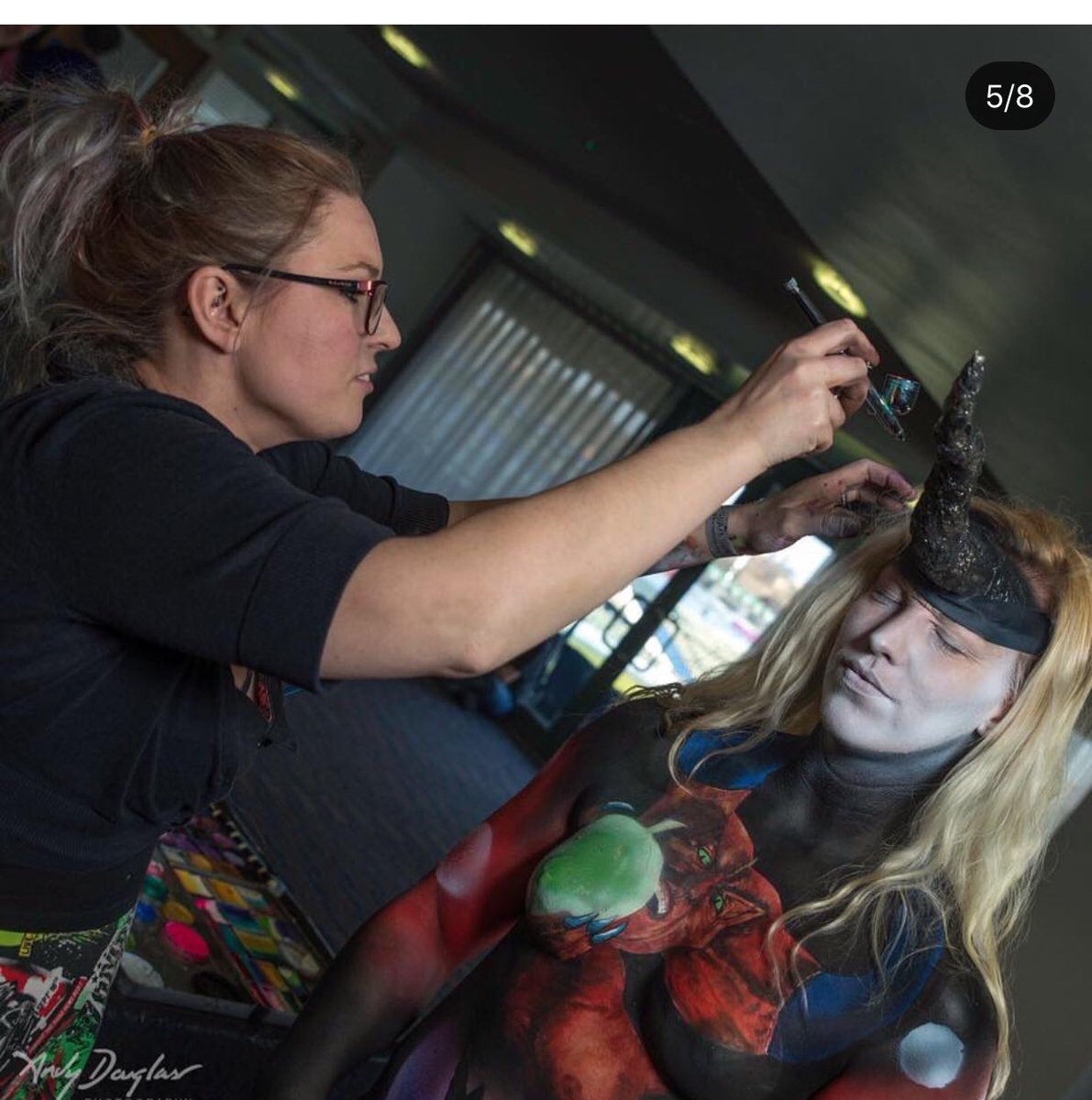 Anotheryoufp's tweet photo. A few action shots of past body paints #body painting #sfxmakeup #wonderland #littleshopofhorrors #legend #joker #batman #audrey2
#prosthetic #unicorn #cheekybum https://t.co/7OmADyMVpa