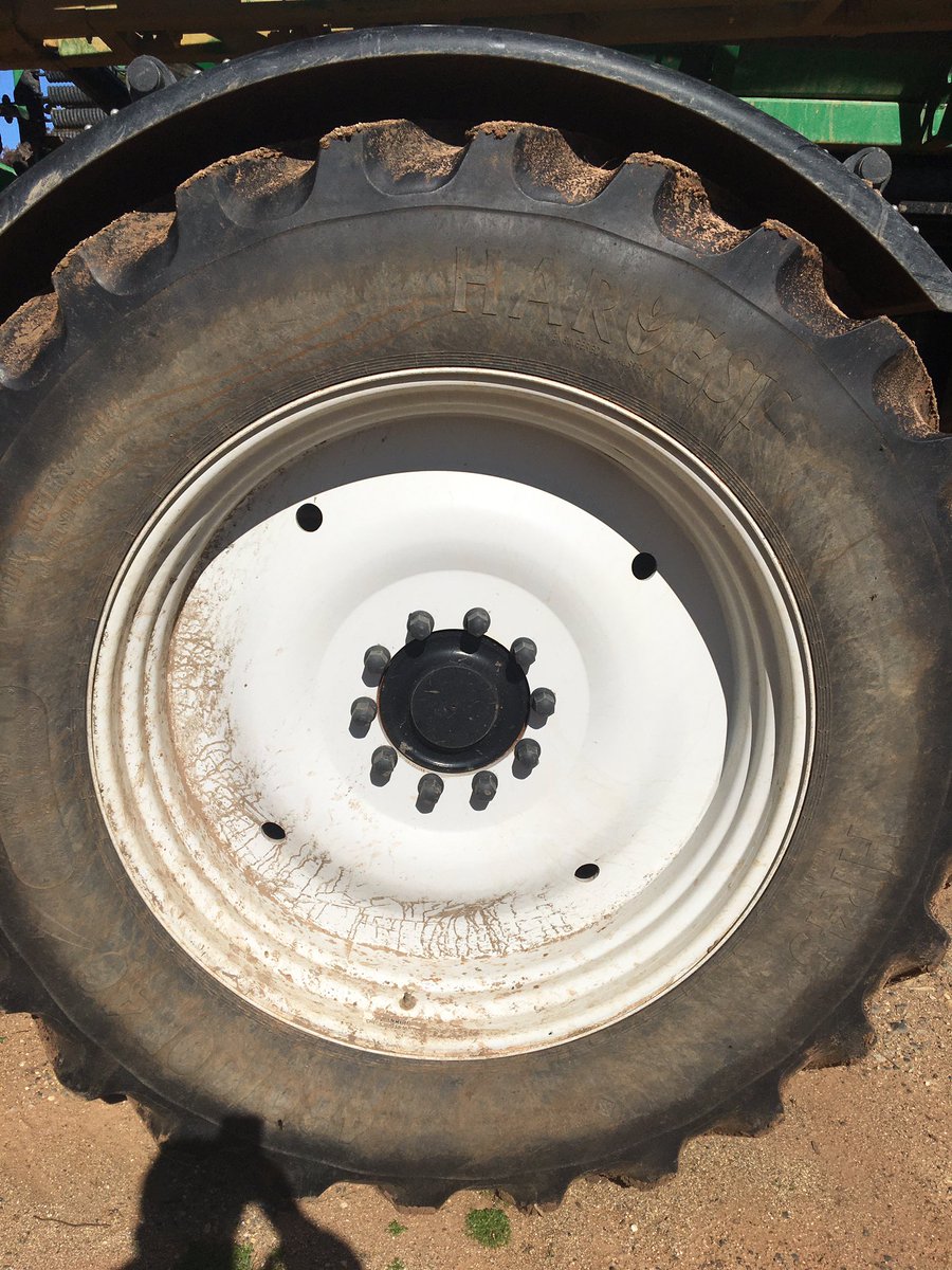 BeauLongmire's tweet photo. How hard could it be to get wider rubber on an SP sprayer? Jesus. Bloody painful. 2-3 weeks to get rims made. I have a lot faith in you farming twitter blokes, can anyone suggest anything to get us moving? @DeanMcCall20 @HarvestTyres https://t.co/VKn3YdVIxq