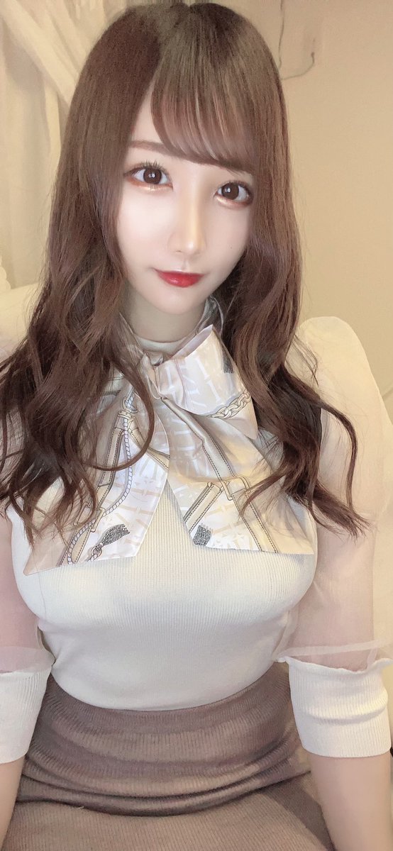 あいちゅ On Twitter 新しい服可愛いから早く遊びに行けるようになって欲しい Https T Co Hx2peinftb Twitter