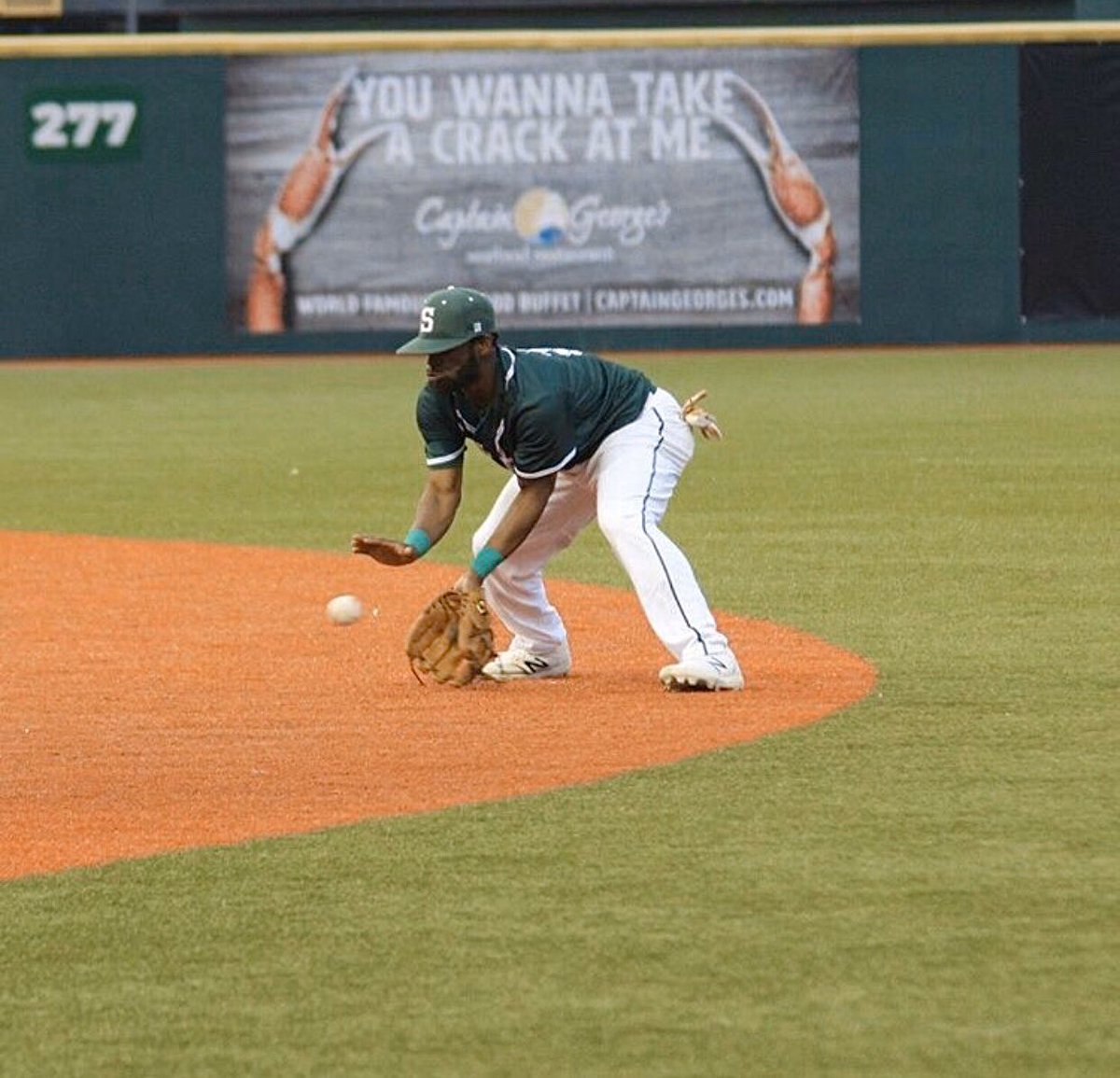 PBINJCAA's tweet photo. Operation NORTHERN EXPOSURE: Introduce amateur baseball prospects to cold-weather @NJCAABaseball @NJCAARegionXIX programs.

This week’s featured baseball program is the Salem Community College Mighty Oaks (@SalemccB). @SCCMightyOaks #GoMightyOaks #WhyNotJUCO ⚾️ #NewJersey https://t.co/qrY3ds3HHu
