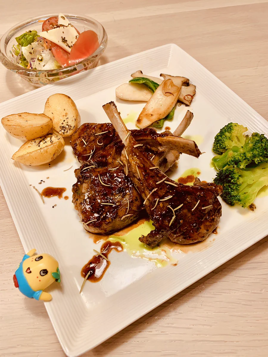 ふなっしーのおうち時間!ラムを使った料理が本格的過ぎて弟子になりたい