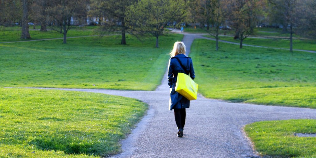 SCQFPartnership's tweet photo. Not quite sure what direction to take after leaving school? 🧭
Find out the level of qualifications, skills, and experience you have gained using our framework diagram and levelling tool.
https://t.co/81FXtlLIrq
#KnowyourSCQFlevel #Careersadvice #careerssupport #nextsteps https://t.co/zy9N7pVADw